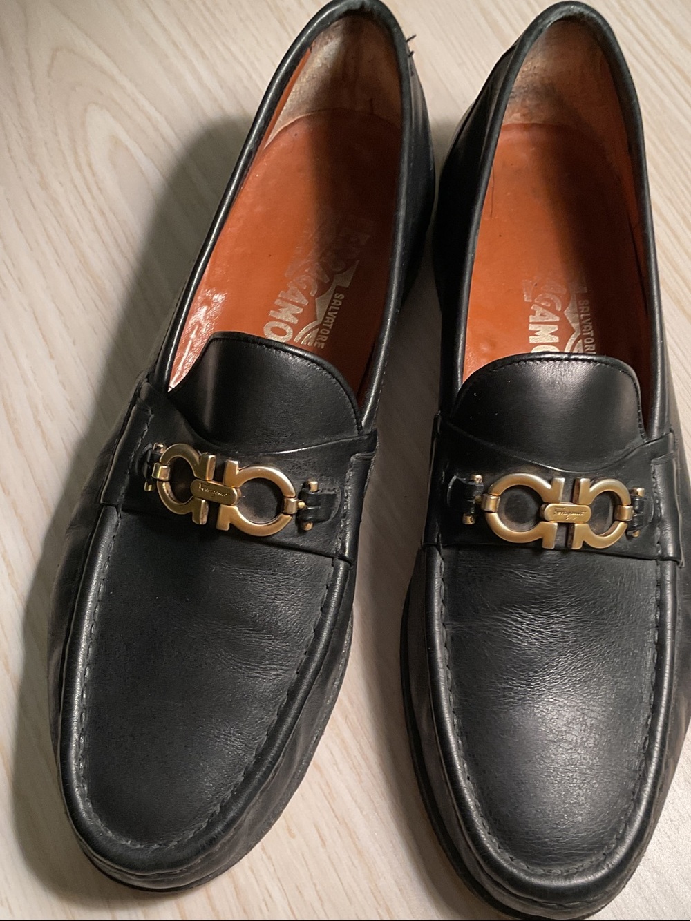 Salvatore Ferragamo Black Leather Loafers with Gold Gancini Hardware Size 9 1/2D